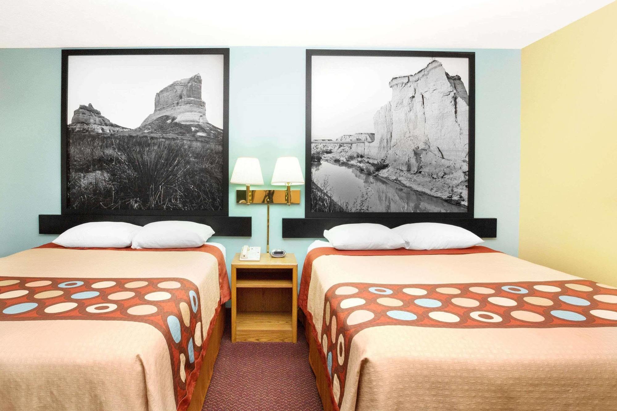 Super 8 By Wyndham Crete Motel Dış mekan fotoğraf